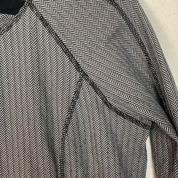 Lululemon size 12 Think Fast Hoodie black gray cowl herringbone pullover silver - Picture 9 of 12